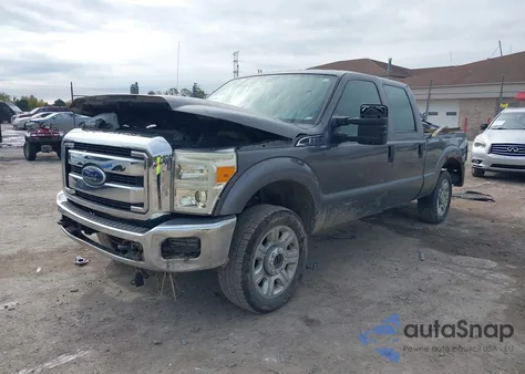 2014 Ford F-250 Xlt z USA, uszkodzony, nr VIN 1FT7W2B60EEA34072